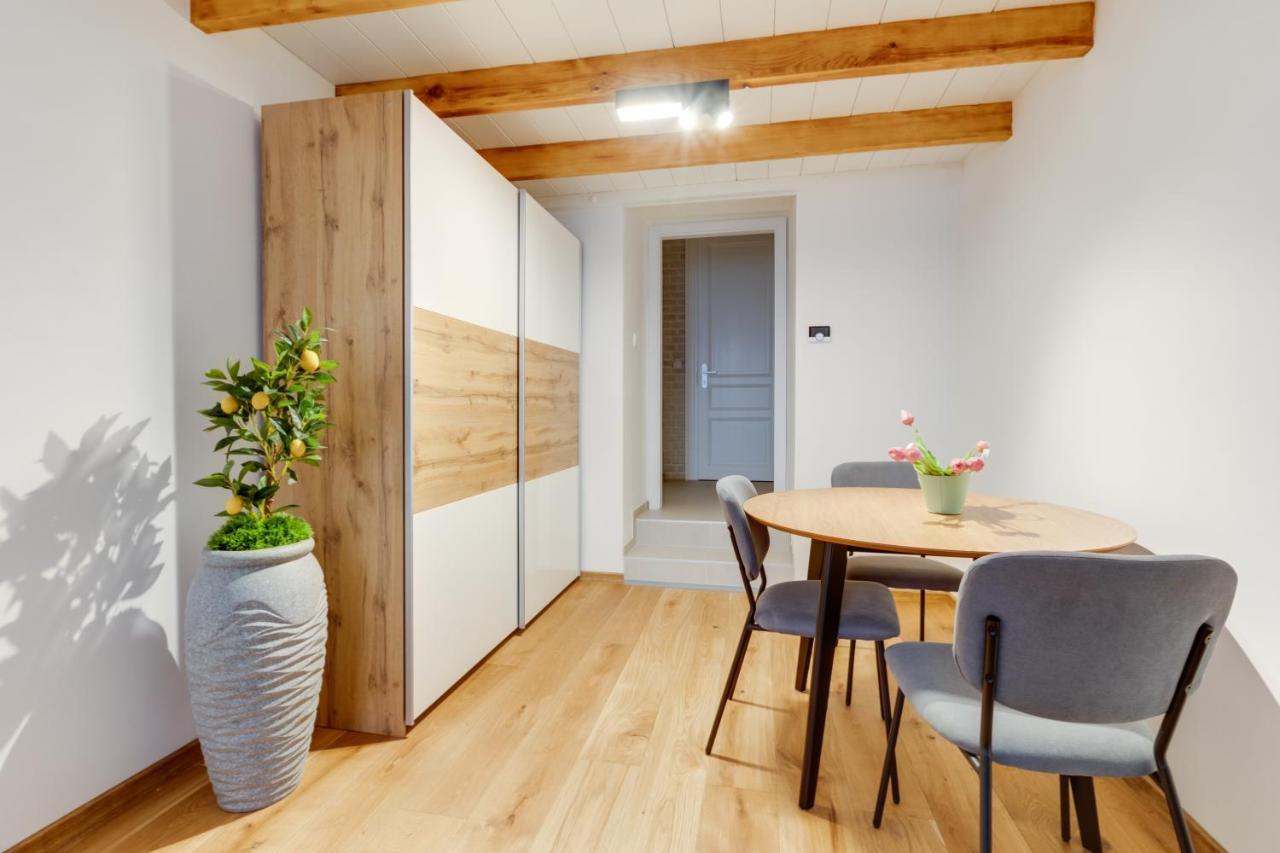 Dream Duplex On Riverside Prag Exterior foto